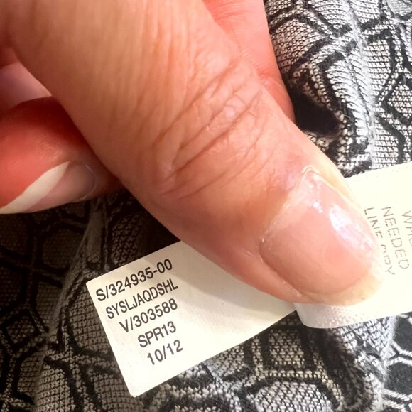 Banana Republic Woman's Peplum Top with Full Back Zipper - Spring '23 - - Picture 5 of 14